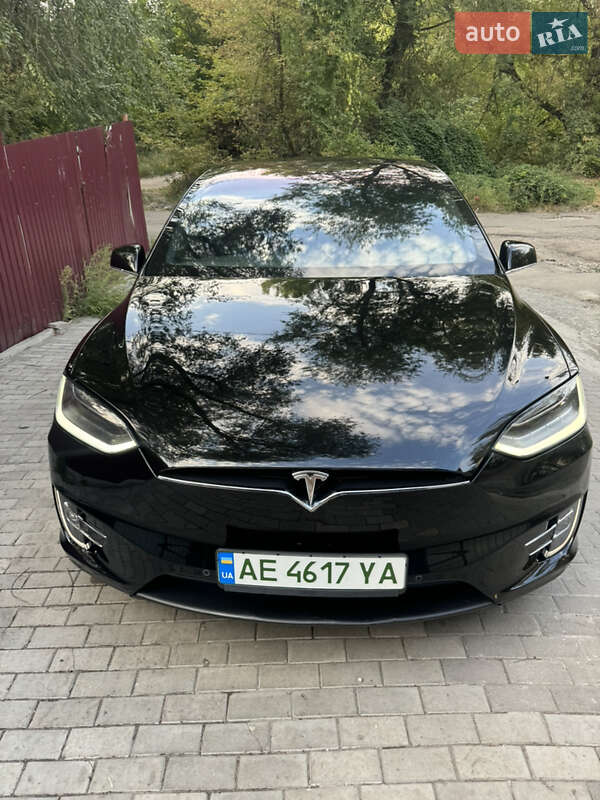 Внедорожник / Кроссовер Tesla Model X 2018 в Днепре