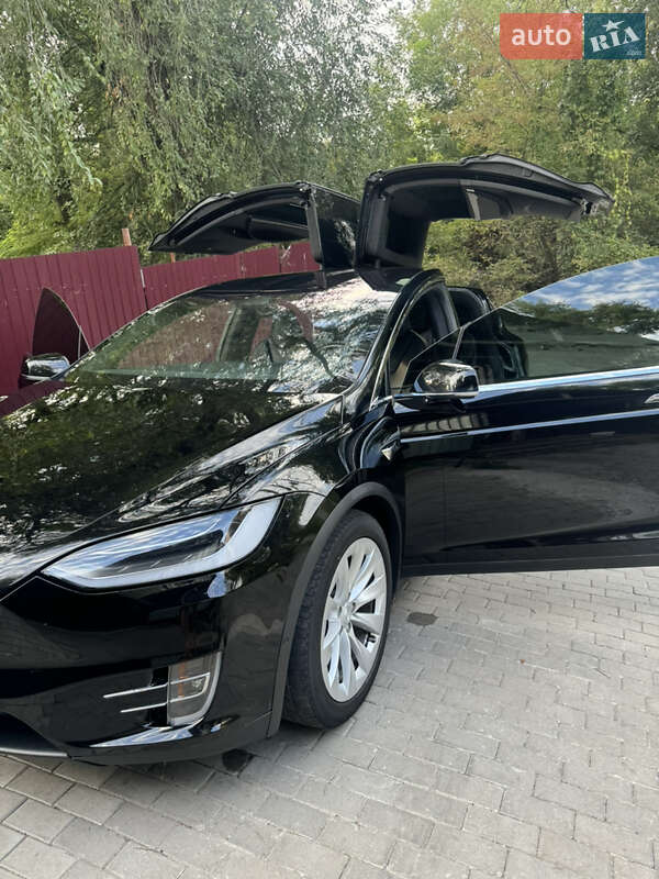 Внедорожник / Кроссовер Tesla Model X 2018 в Днепре