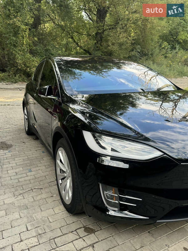 Внедорожник / Кроссовер Tesla Model X 2018 в Днепре
