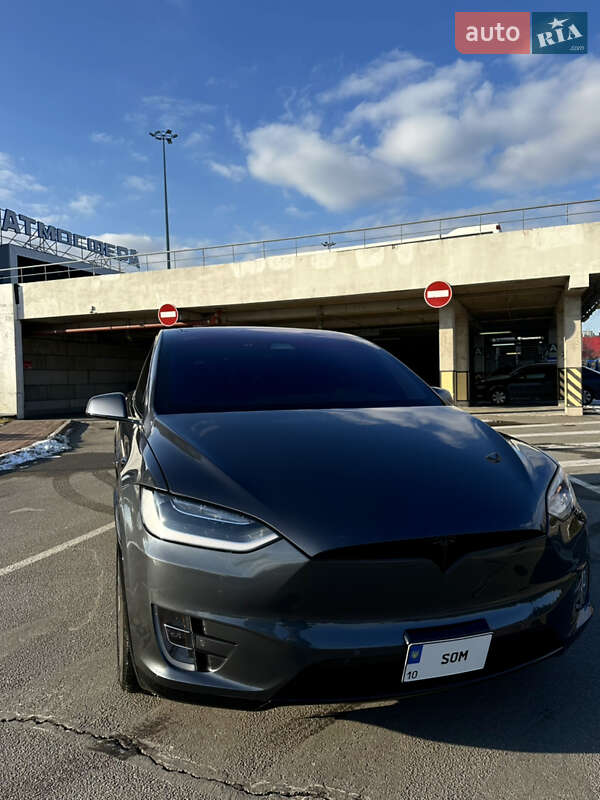 Позашляховик / Кросовер Tesla Model X 2018 в Києві