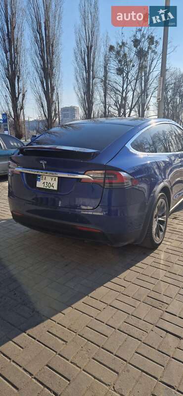 Позашляховик / Кросовер Tesla Model X 2018 в Черкасах фото 15 Позашляховик / Кросовер Tesla Model X 2018 в Черкасах