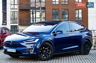 Позашляховик / Кросовер Tesla Model X 2019 в 