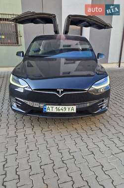 Позашляховик / Кросовер Tesla Model X 2018 в Івано-Франківську