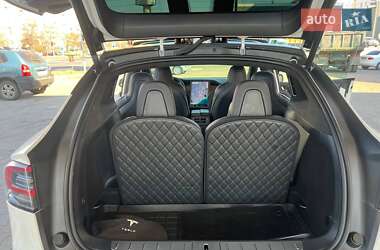 Внедорожник / Кроссовер Tesla Model X 2019 в 