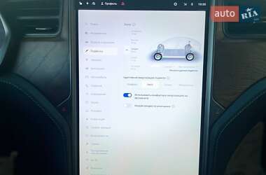 Внедорожник / Кроссовер Tesla Model X 2019 в 