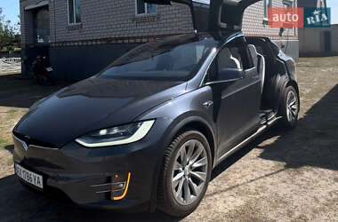 Внедорожник / Кроссовер Tesla Model X 2019 в Киеве