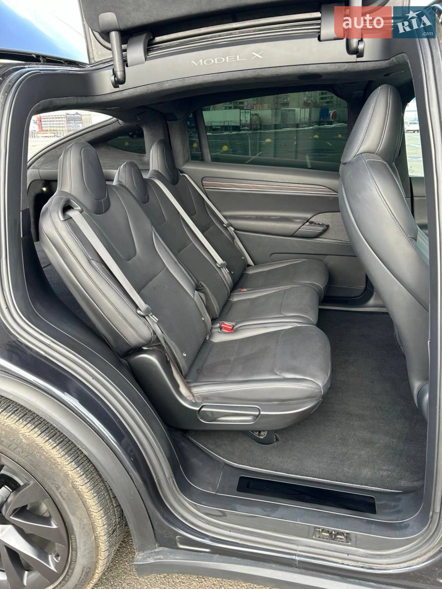 2024 Tesla Model X - мініатюра 19