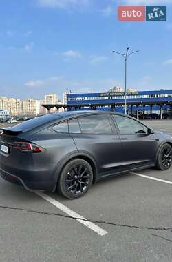Позашляховик / Кросовер Tesla Model X 2024 в 