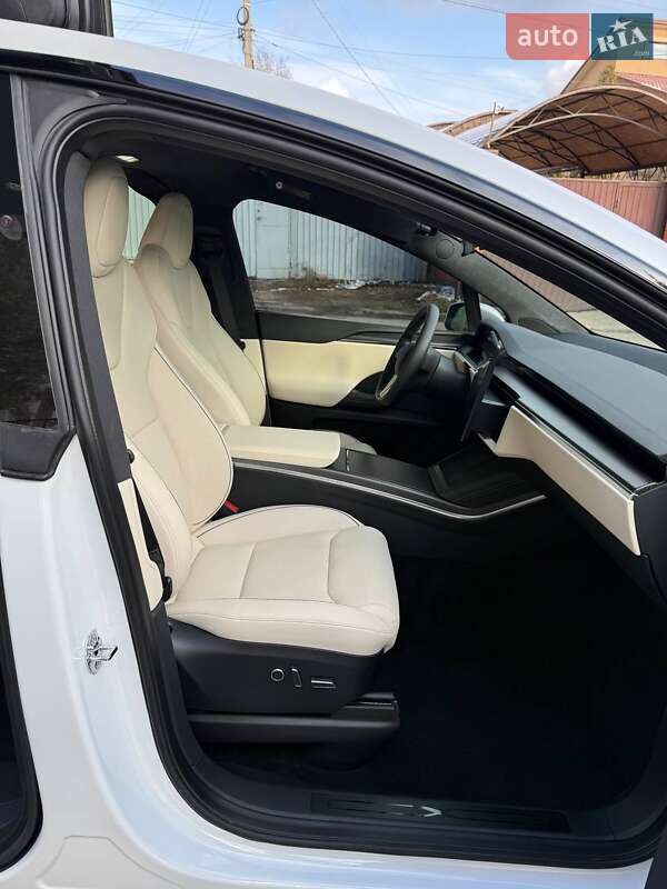 Внедорожник / Кроссовер Tesla Model X 2023 в Днепре фото 6 Внедорожник / Кроссовер Tesla Model X 2023 в Днепре