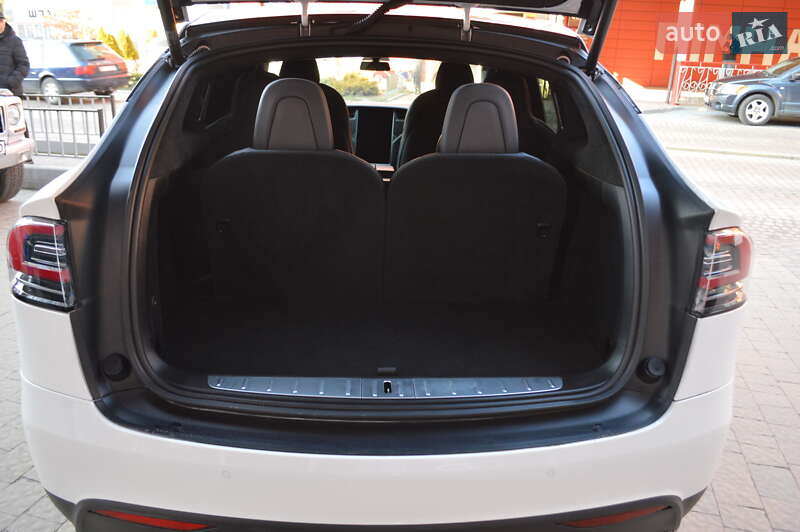 Внедорожник / Кроссовер Tesla Model X 2020 в Львове