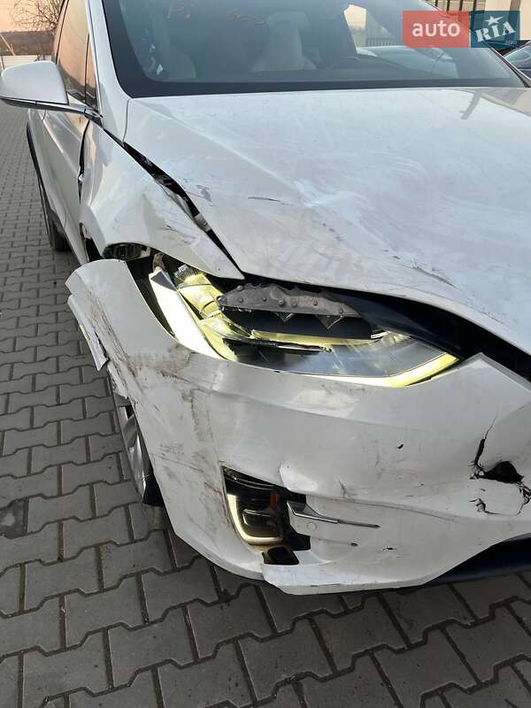 Внедорожник / Кроссовер Tesla Model X 2019 в Черновцах фото 5 Внедорожник / Кроссовер Tesla Model X 2019 в Черновцах