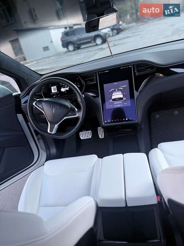Позашляховик / Кросовер Tesla Model X 2020 в Харкові