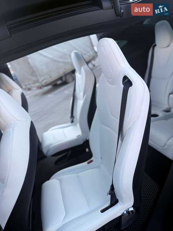 Позашляховик / Кросовер Tesla Model X 2020 в Харкові