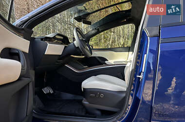 Позашляховик / Кросовер Tesla Model X 2023 в 