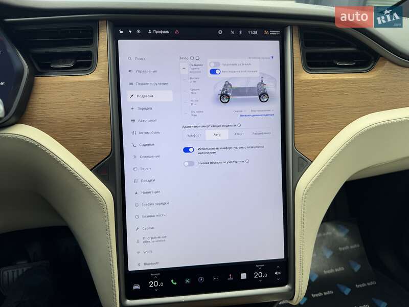 Внедорожник / Кроссовер Tesla Model X 2020 в Ровно