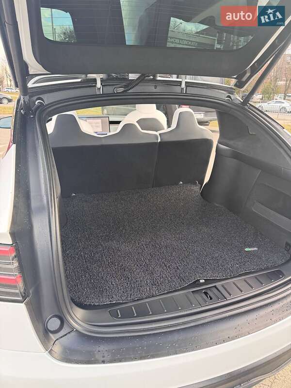 Позашляховик / Кросовер Tesla Model X 2023 в Львові