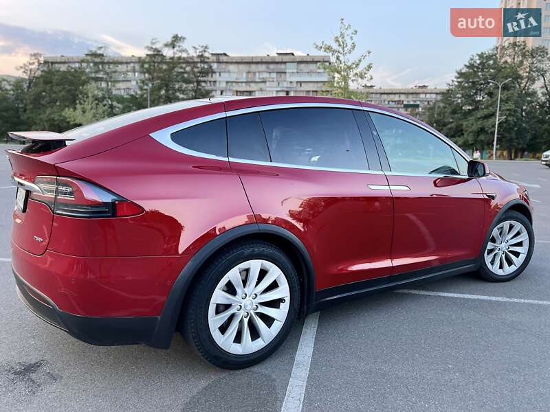 Внедорожник / Кроссовер Tesla Model X 2017 в Киеве
