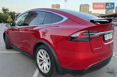 Внедорожник / Кроссовер Tesla Model X 2017 в 
