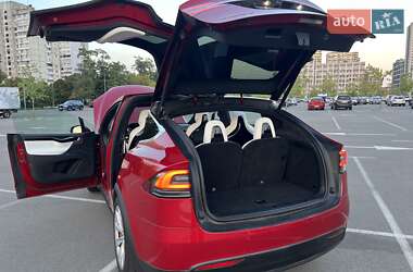 Внедорожник / Кроссовер Tesla Model X 2017 в 