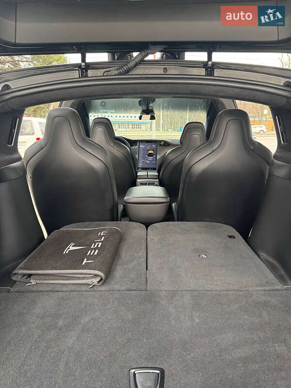 Внедорожник / Кроссовер Tesla Model X 2018 в Днепре