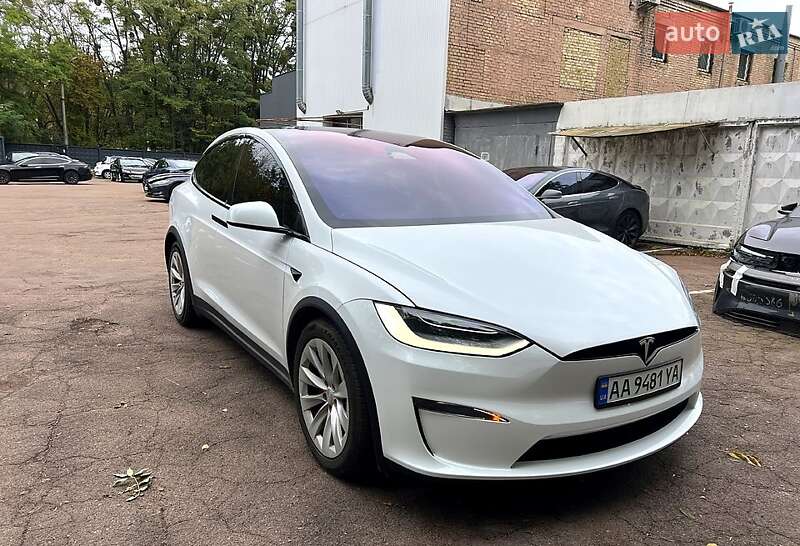 Внедорожник / Кроссовер Tesla Model X 2023 в Киеве