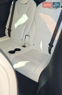 Внедорожник / Кроссовер Tesla Model X 2019 в Ужгороде