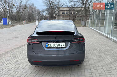 Позашляховик / Кросовер Tesla Model X 2019 в 