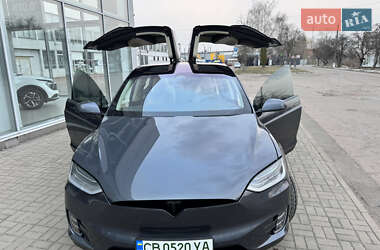 Позашляховик / Кросовер Tesla Model X 2019 в 