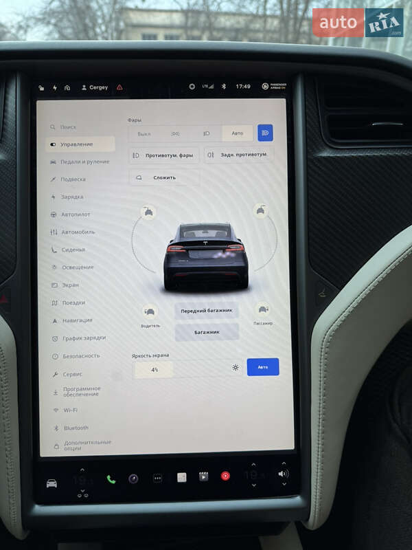 Позашляховик / Кросовер Tesla Model X 2019 в Чернігові