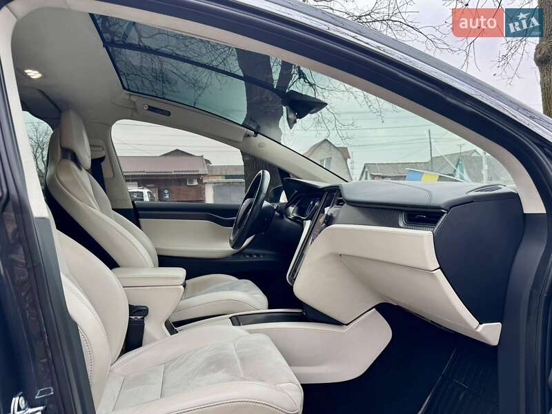 Позашляховик / Кросовер Tesla Model X 2018 в Білій Церкві