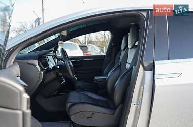 Внедорожник / Кроссовер Tesla Model X 2017 в 