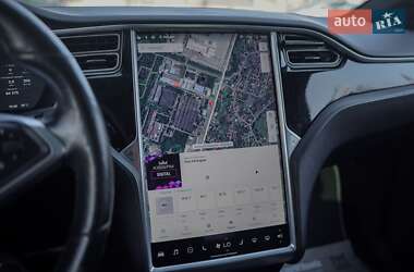 Внедорожник / Кроссовер Tesla Model X 2017 в 
