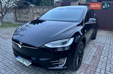Внедорожник / Кроссовер Tesla Model X 2018 в 