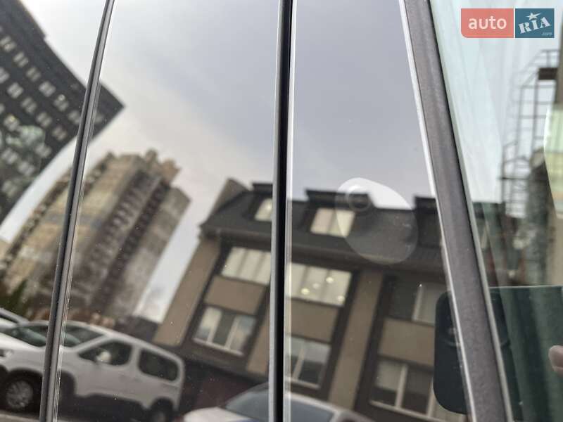 Позашляховик / Кросовер Tesla Model X 2019 в Києві фото 14 Позашляховик / Кросовер Tesla Model X 2019 в Києві