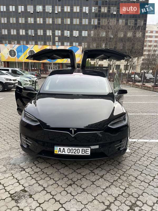 Позашляховик / Кросовер Tesla Model X 2019 в Києві фото 15 Позашляховик / Кросовер Tesla Model X 2019 в Києві