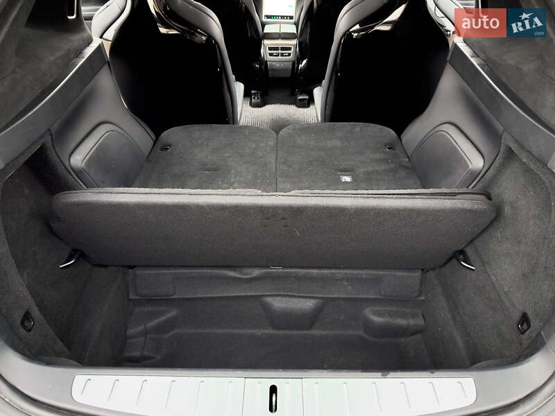 Внедорожник / Кроссовер Tesla Model X 2016 в Львове