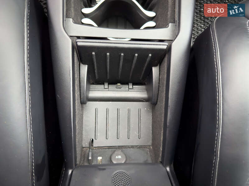 Внедорожник / Кроссовер Tesla Model X 2016 в Львове