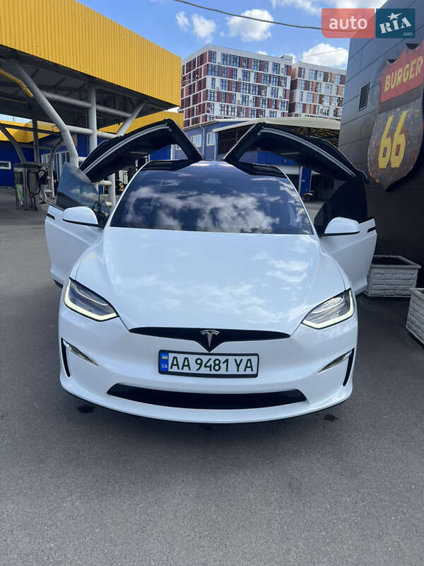 Внедорожник / Кроссовер Tesla Model X 2023 в Киеве