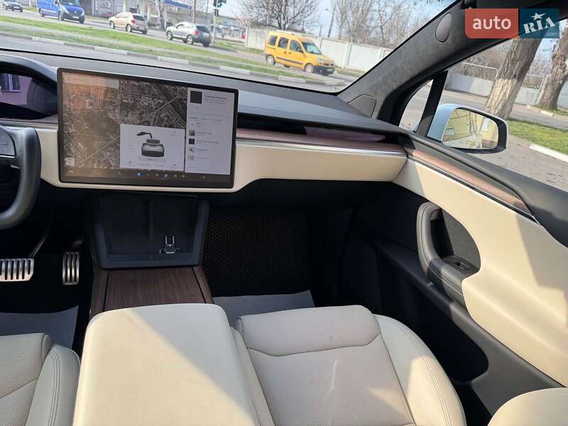 Внедорожник / Кроссовер Tesla Model X 2022 в Запорожье
