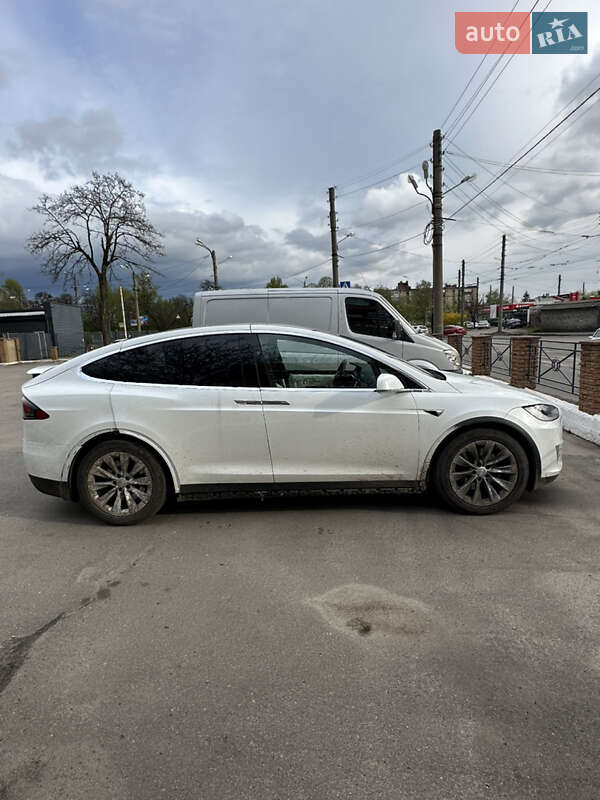 Позашляховик / Кросовер Tesla Model X 2019 в Харкові фото 2 Позашляховик / Кросовер Tesla Model X 2019 в Харкові