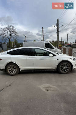 Внедорожник / Кроссовер Tesla Model X 2019 в 