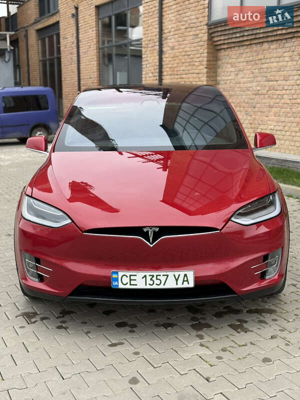 Позашляховик / Кросовер Tesla Model X 2016 в 