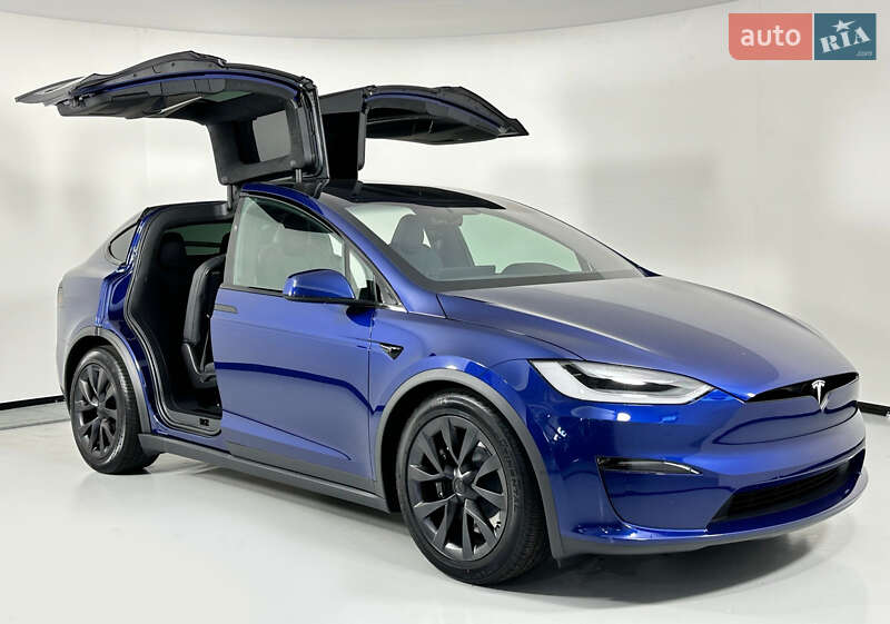 Tesla Model X 2023