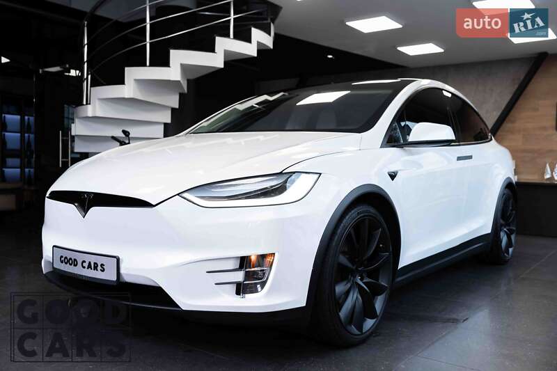 Позашляховик / Кросовер Tesla Model X 2017 в Одесі