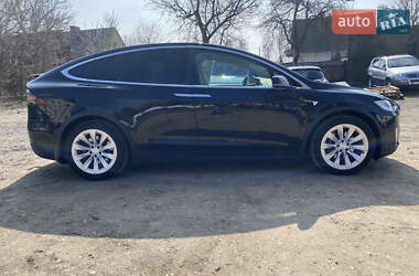 Внедорожник / Кроссовер Tesla Model X 2017 в 