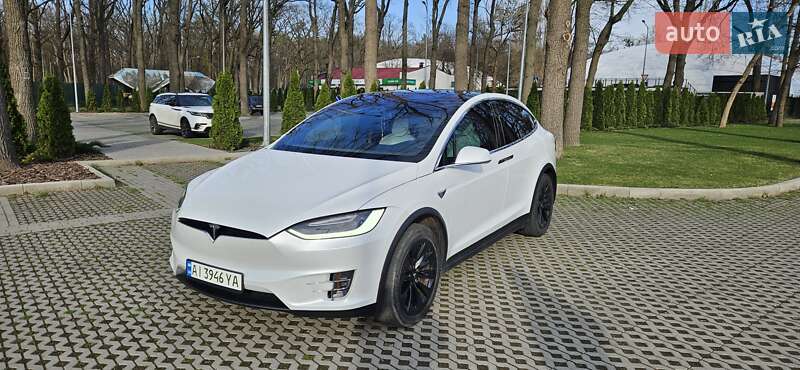 Позашляховик / Кросовер Tesla Model X 2017 в Харкові