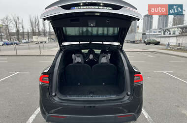 Внедорожник / Кроссовер Tesla Model X 2015 в 