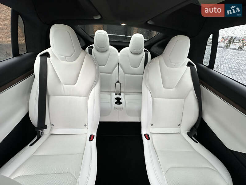 Позашляховик / Кросовер Tesla Model X 2022 в Чернівцях фото 39 Позашляховик / Кросовер Tesla Model X 2022 в Чернівцях