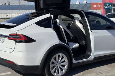 Внедорожник / Кроссовер Tesla Model X 2019 в 