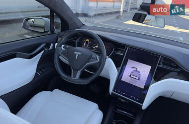 Внедорожник / Кроссовер Tesla Model X 2019 в 